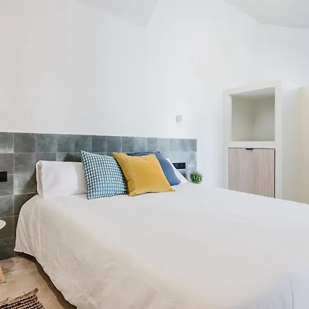 Loft Vinas דירה
